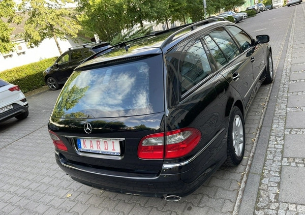 Mercedes-Benz Klasa E cena 29900 przebieg: 276000, rok produkcji 2009 z Baranów Sandomierski małe 781